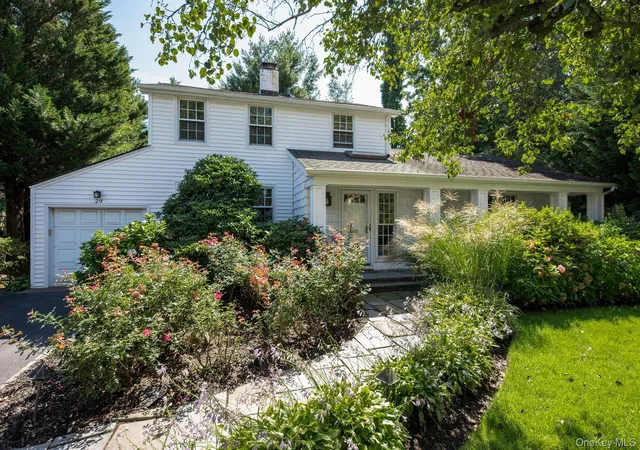 Photo 1 of Single family home for sale at 29 Argyle, North Hempstead, NY 11507 | MLS# 1052493 | Listing updated on 2026-09-18