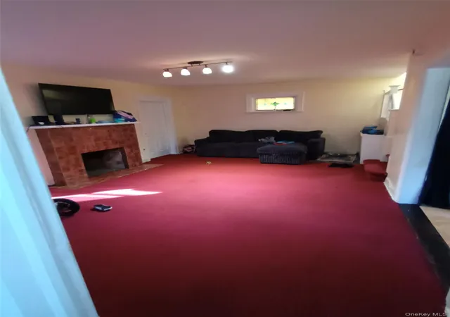 Photo 4 of Single family home for sale at 17704 137th Avenue, New York, NY 11434 | MLS# 1052512 | Listing updated on 2026-09-20
