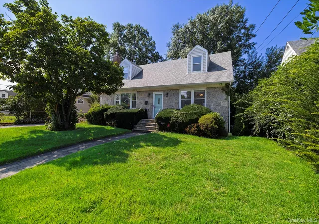 Single family home for sale at 204 Pamlico Ave, Hempstead, NY 11553 | MLS# 1052516