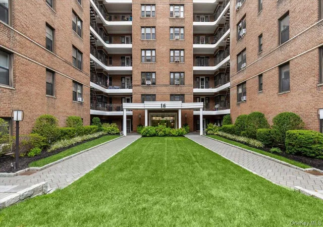 Photo 2 of Sale Pending at 16 N Broadway #5C, White Plains, NY 10601 | MLS# 1052528 | Listing updated on 2026-10-12