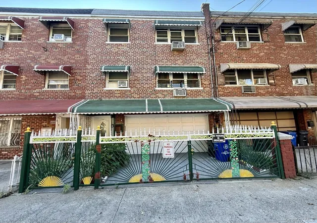 Multi family home for sale at 621 Commonwealth Ave, New York, NY 10473 | MLS# 1052533