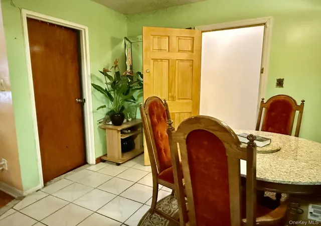 Photo 2 of House for sale at 621 Commonwealth Ave, New York, NY 10473 | MLS# 1052533 | Listing updated on 2026-09-18