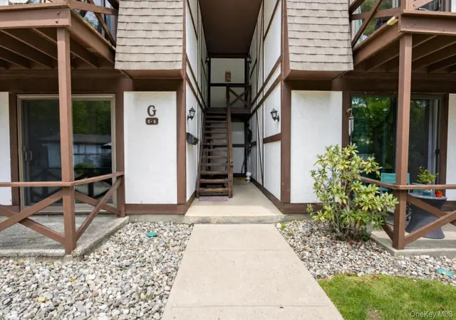 Listing Photo 5 - Condo for sale in building located at 129 Main St, Cohoes, NY 12518 - Unit #G5