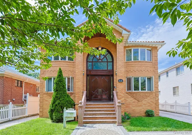 Multi family home for sale at 61-36 Cloverdale Blvd, New York, NY 11364 | MLS# 1052546