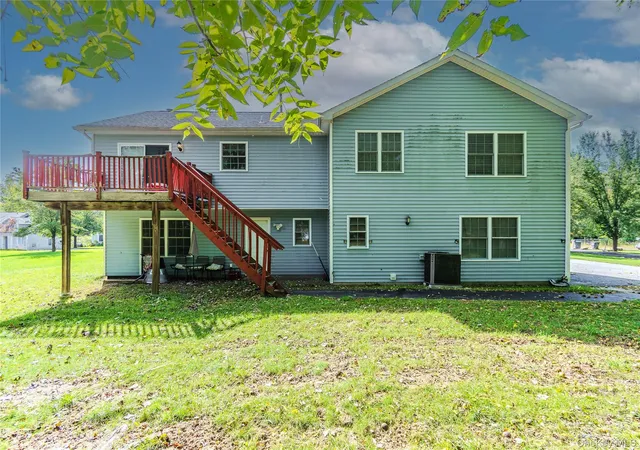 Photo 3 of Single family home for sale at 28 3rd Street, Middletown, NY 10940 | MLS# 1052558 | Listing updated on 2026-10-05