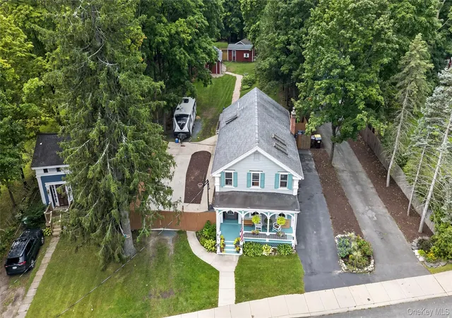 Photo 2 of Single family home for sale at 1407 Albany Ave, Kinderhook, NY 12184 | MLS# 1052569 | Listing updated on 2026-10-07