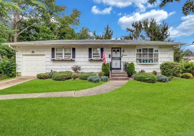 Photo 3 of Sale Pending at 13 Haight St, Babylon, NY 11729 | MLS# 1052585 | Listing updated on 2026-10-09