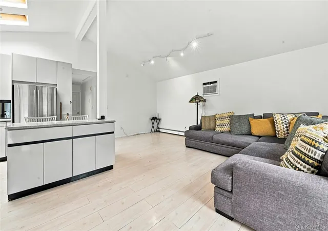 Photo 3 of Single family home for sale at 128 Walnut, Smithtown, NY 11754 | MLS# 1052609 | Listing updated on 2026-09-20