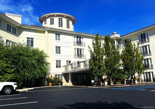 Condo for sale at 420 Trump Park, Yorktown, NY 10588 | MLS# 1052643