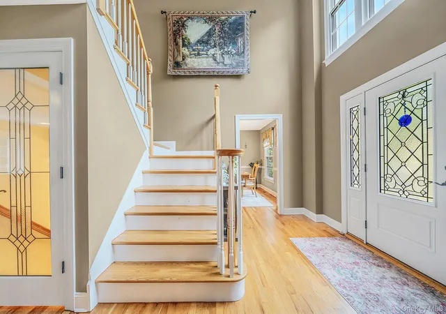 Photo 3 of Single family home for sale at 9 Franciscan Ln, Smithtown, NY 11787 | MLS# 1052663 | Listing updated on 2026-10-06