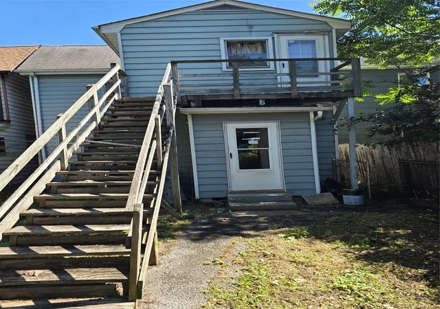 Photo 3 of Single family home for sale at 38 Valley Ave, Montgomery, NY 12586 | MLS# 1052671 | Listing updated on 2026-10-02