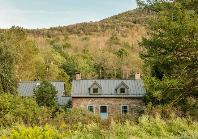 Photo 1 of Single family home for sale at 38 Van Rd, Lexington, NY 12452 | MLS# 1052687 | Listing updated on 2026-09-19
