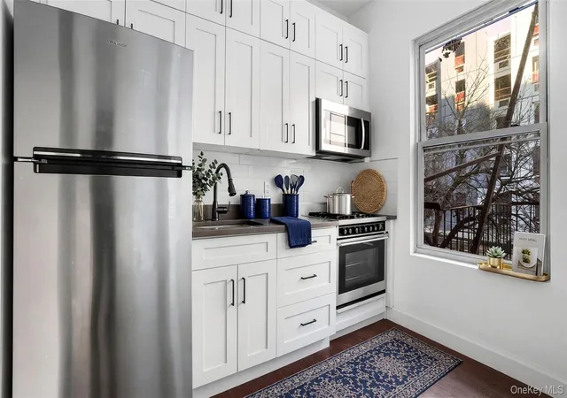 Photo 3 of House for sale at 1823 Anthony Ave, New York, NY 10457 | MLS# 1052696 | Listing updated on 2026-10-08