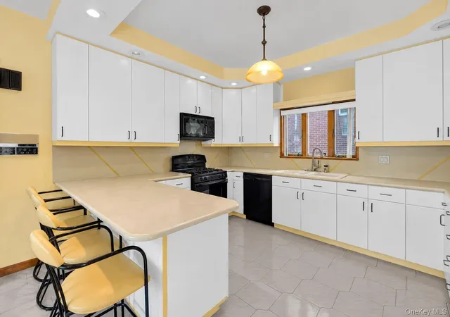 Photo 3 of Multi family home for sale at 4304 149th Street, New York, NY 11355 | MLS# 1052705 | Listing updated on 2026-09-26