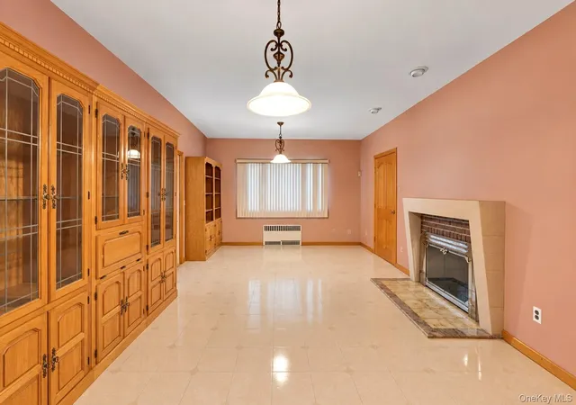 Listing Photo 5 - Condo for sale in building located at 4304 149th St, New York, NY 11355