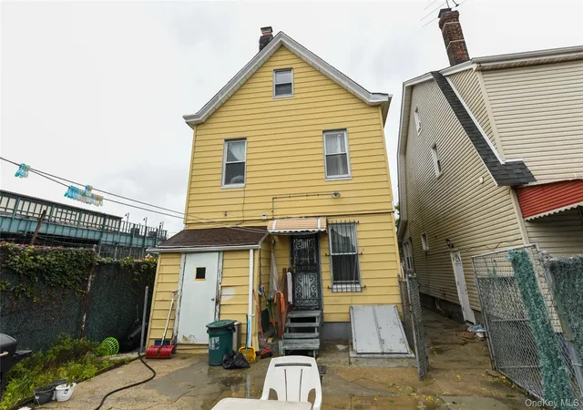 Photo 3 of Single family home for sale at 106-12 96th Street, New York, NY 11417 | MLS# 1052722 | Listing updated on 2026-09-29