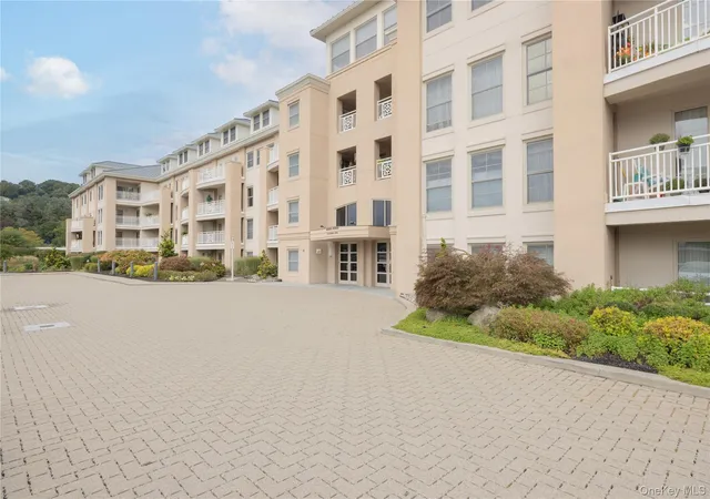 Photo 1 of Condo for sale at 113 Harbor Cvs #113, Orangetown, NY 10968 | MLS# 1052726 | Listing updated on 2026-10-07