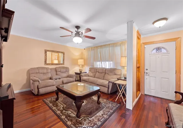 Photo 3 of Single family home for sale at 548 Bolton Ave, New York, NY 10473 | MLS# 1052751 | Listing updated on 2026-09-25