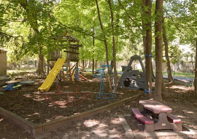 Photo 4 of House for sale at 586 Union Rd, Spring Valley, NY 10977 | MLS# 1052768 | Listing updated on 2026-09-19