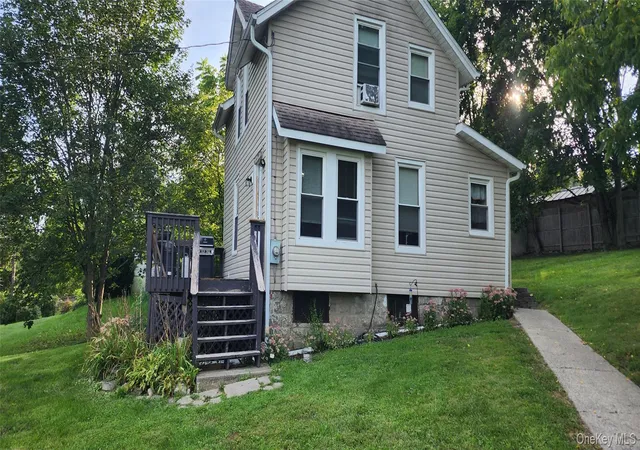 Photo 1 of Single family home for sale at 613-615 Salt Point Turnpike, Hyde Park, NY 12601 | MLS# 1052792 | Listing updated on 2026-09-23