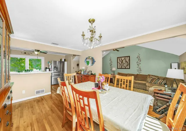 Photo 3 of Single family home for sale at 64 Frank St, Babylon, NY 11757 | MLS# 1052793 | Listing updated on 2026-09-21