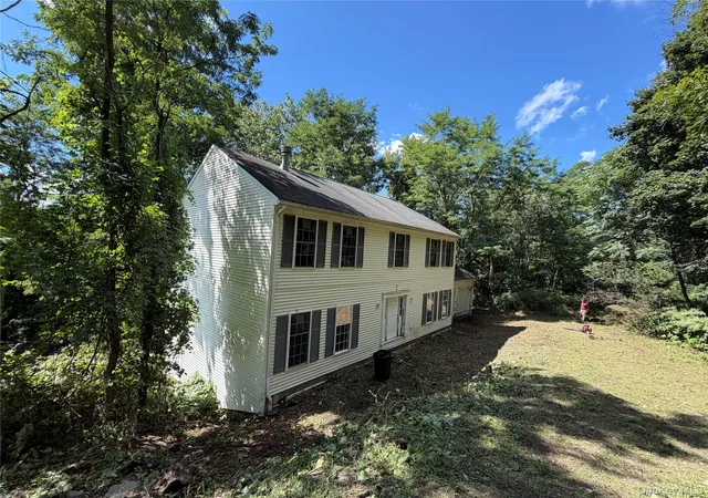 Single family home for sale at 33 Wayne Way, Greenburgh, NY 10607 | MLS# 1052813