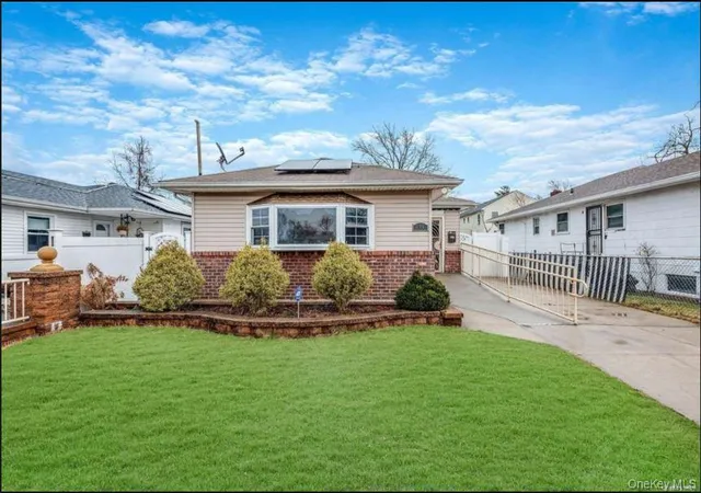 Single family home for sale at 196 Westbury Blvd, Hempstead, NY 11550 | MLS# 1052815 | Listing updated on 2026-09-19