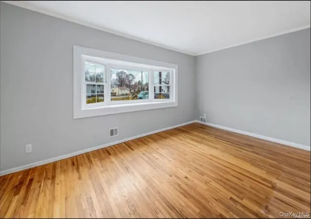 Photo 4 of Single family home for sale at 196 Westbury Blvd, Hempstead, NY 11550 | MLS# 1052815 | Listing updated on 2026-09-19