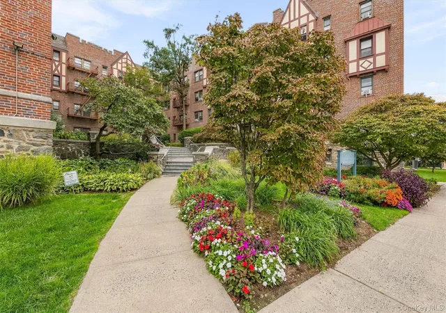 Photo 1 of House for sale at 604 Tompkins #B15, Mamaroneck, NY 10543 | MLS# 1052826 | Listing updated on 2026-10-08