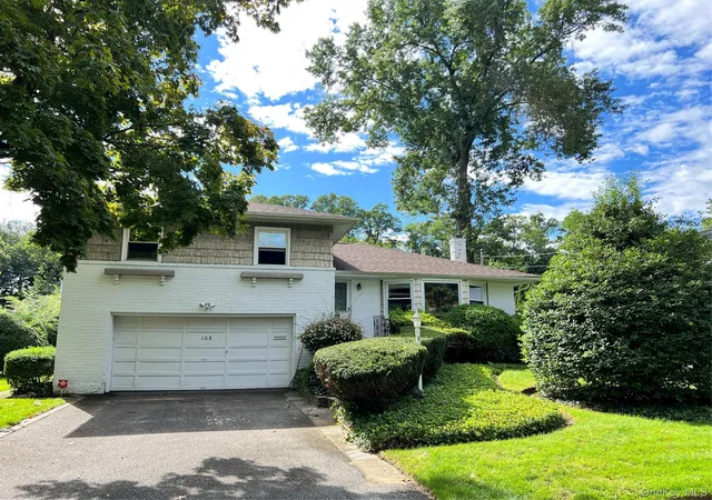 Photo 1 of Single family home for sale at 108 Gilmar Ln, North Hempstead, NY 11577 | MLS# 1052837 | Listing updated on 2026-09-22