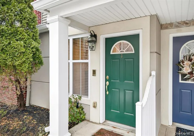 Listing Photo 4 - Condo for sale in building located at 3 Harbor Pointe Dr, Haverstraw, NY 10927