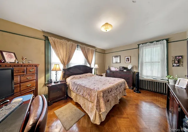 Photo 4 of Sale Pending at 8401 104th Street, New York, NY 11418 | MLS# 1052869 | Listing updated on 2026-10-29
