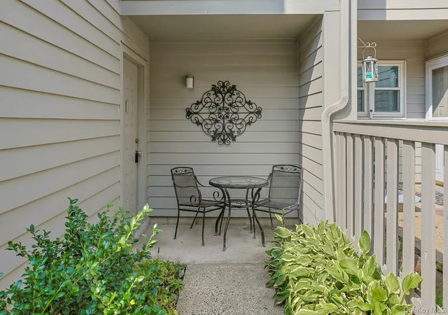Photo 1 of Single family home for sale at 3 Brooke Clb Dr #4, Ossining, NY 10562 | MLS# 1052914 | Listing updated on 2026-10-08