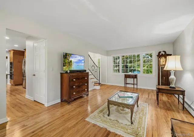 Photo 4 of Single family home for sale at 123 Pickerel Rd, Monroe, NY 10950 | MLS# 1052929 | Listing updated on 2026-09-23