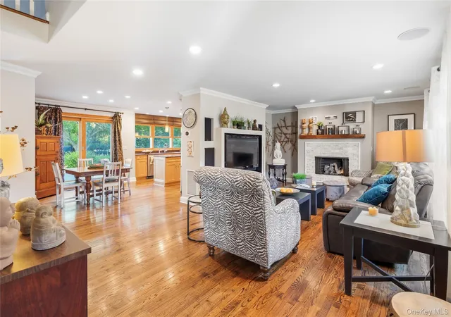 Photo 2 of Single family home for sale at 225 Marion Ln, Southold, NY 11939 | MLS# 1052946 | Listing updated on 2026-10-04