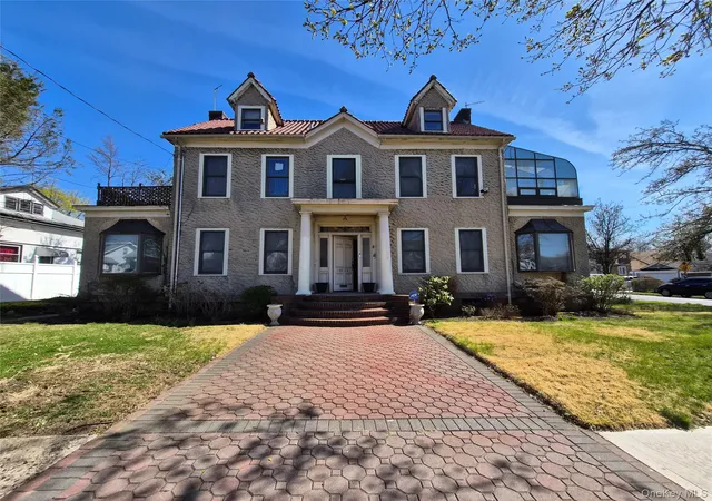 Photo 1 of Single family home for sale at 19404 110, Queens, NY 11412 | MLS# 1052954 | Listing updated on 2026-09-19