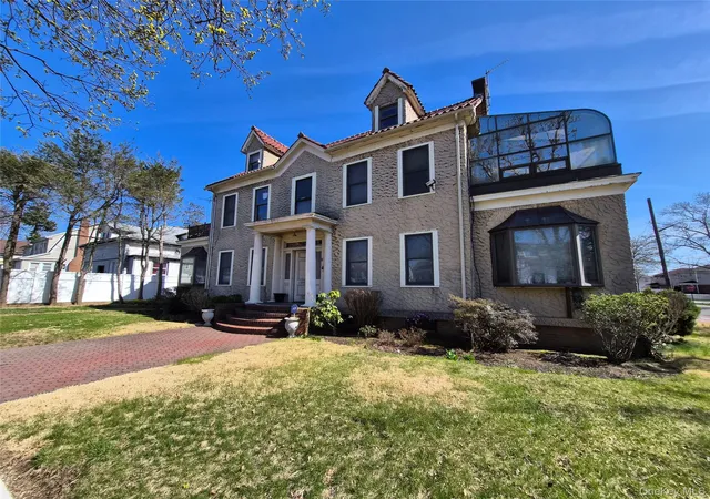 Photo 2 of Single family home for sale at 19404 110, Queens, NY 11412 | MLS# 1052954 | Listing updated on 2026-09-19