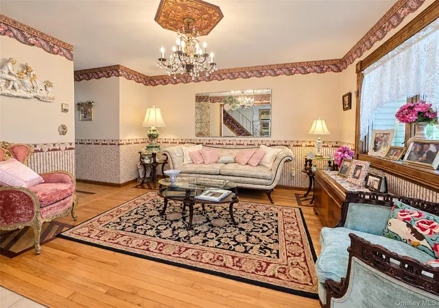 Photo 2 of Single family home for sale at 122 Evergreen Ave, Brookhaven, NY 11763 | MLS# 1052961 | Listing updated on 2026-09-25