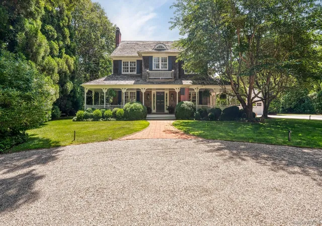 Photo 1 of Single family home for sale at 329 Georgica Rd, East Hampton, NY 11937 | MLS# 1052978 | Listing updated on 2026-09-24