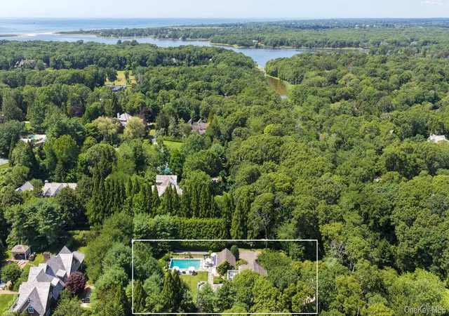 Photo 2 of Single family home for sale at 329 Georgica Rd, East Hampton, NY 11937 | MLS# 1052978 | Listing updated on 2026-09-24