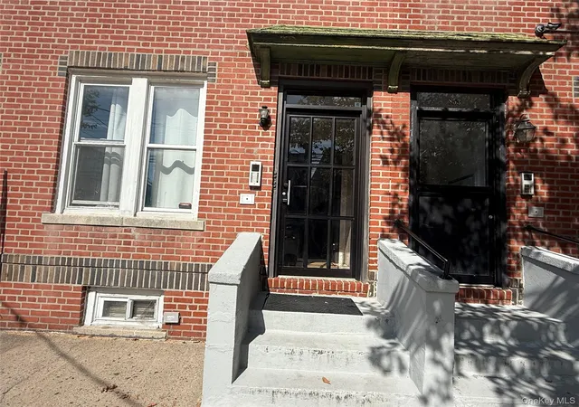 Photo 3 of Multi family home for sale at 851 E 228th Street, New York, NY 10466 | MLS# 1052988 | Listing updated on 2026-09-20