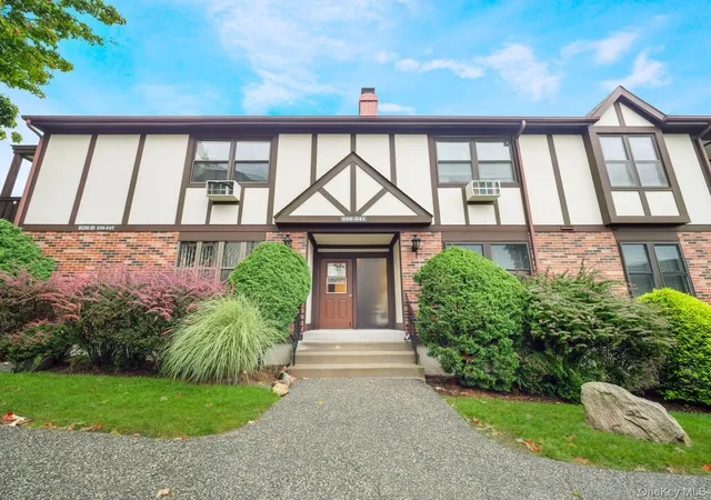 Photo 1 of Condo for sale at 337 Sierra Vista Ln, Clarkstown, NY 10989 | MLS# 1052996 | Listing updated on 2026-10-03