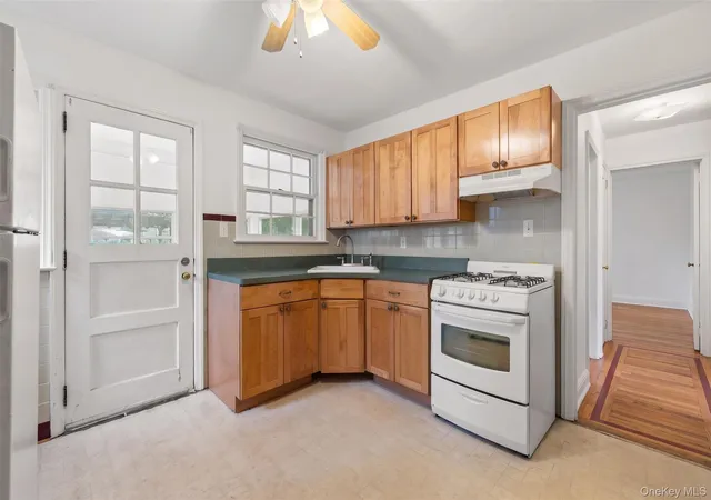 Photo 3 of Single family home for sale at 12 Benjamin Ave, Babylon, NY 11701 | MLS# 1052997 | Listing updated on 2026-09-28