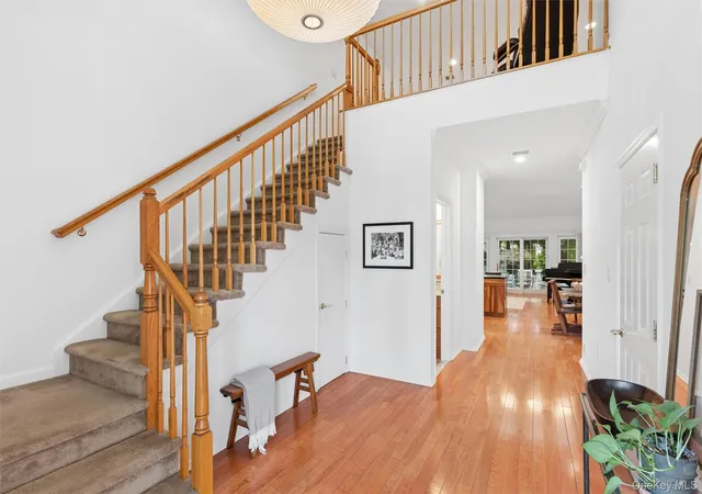 Photo 3 of Condo for sale at 147 Pond View Dr, North Hempstead, NY 11050 | MLS# 1053002 | Listing updated on 2026-09-28