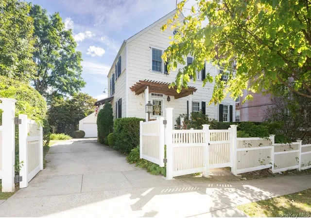 Single family home for sale at 46 Pilot St, New York, NY 10464 | MLS# 1053057