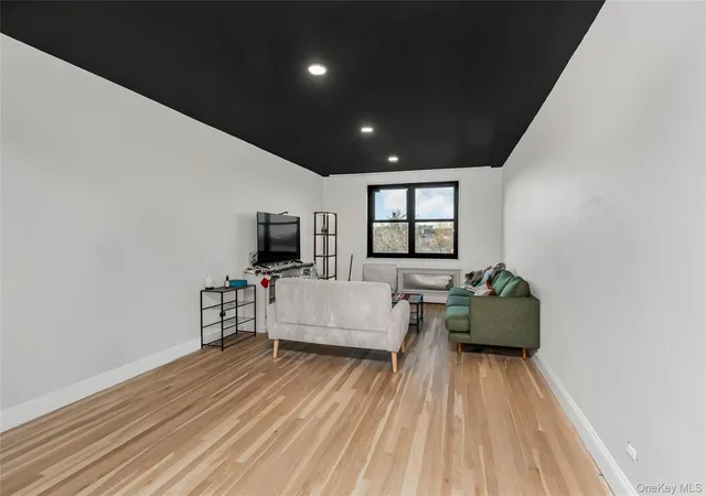 Photo 4 of House for sale at 75 W 238th Street #3H, Bronx, NY 10463 | MLS# 1053060 | Listing updated on 2026-09-19