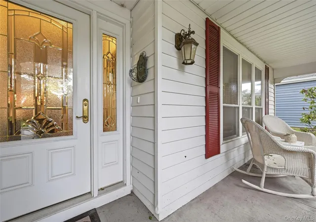 Photo 1 of Single family home for sale at 473 Stratford Ln, Brookhaven, NY 11961 | MLS# 1053062 | Listing updated on 2026-10-04