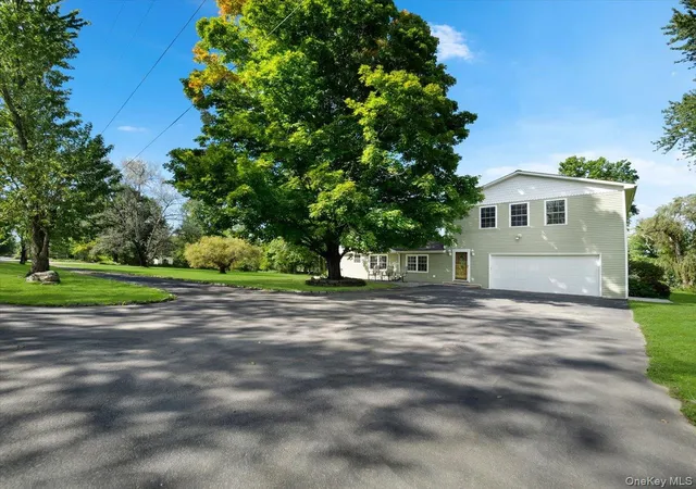 Photo 1 of Single family home for sale at 8 Acorn Dr, Montgomery, NY 12586 | MLS# 1053066 | Listing updated on 2026-10-05