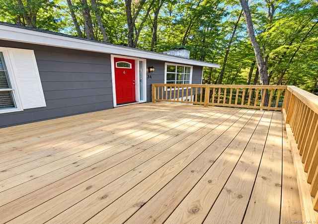 Photo 2 of Single family home for sale at 34 Zematt Ct, Fallsburg, NY 12789 | MLS# 1053071 | Listing updated on 2026-10-06