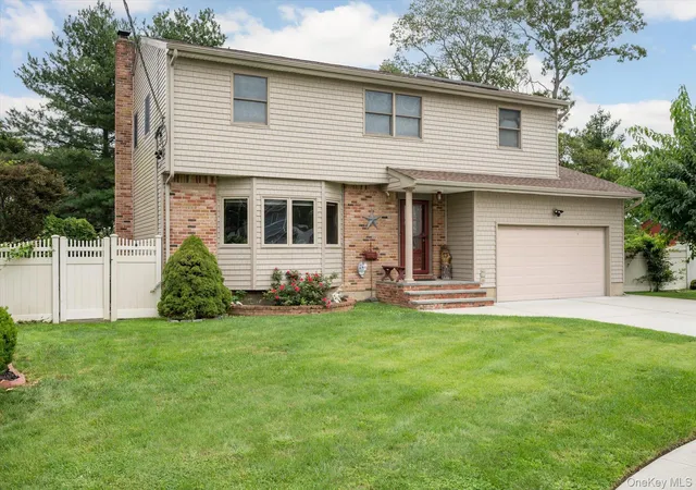 Photo 2 of Single family home for sale at 73 Anndom Ct, Babylon, NY 11703 | MLS# 1053073 | Listing updated on 2026-09-29